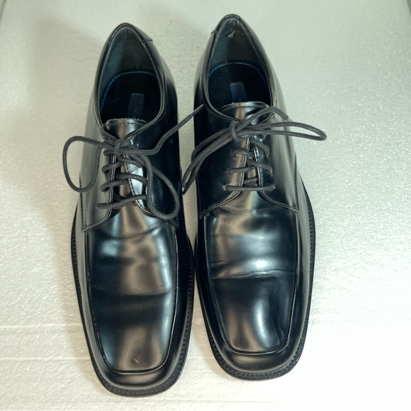 Material London mens shoes black Tie up Leather size 10 pre owned good condition - Picture 3 of 16